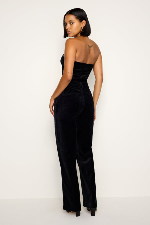 model: Size 0 |