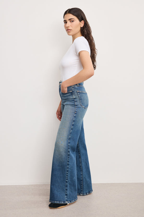 SOFT TECH GOOD PETITE PALAZZO JEANS | INDIGO986