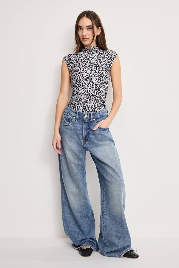 WEIGHTLESS SCULPTING BODYSUIT | BLACK AND GREY LEOPARD