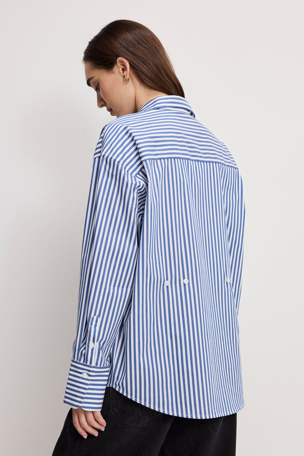 POPLIN OVERSIZED SHIRT W BUTTON ADJUSTABLE WAIST | INDIGO STRIPE