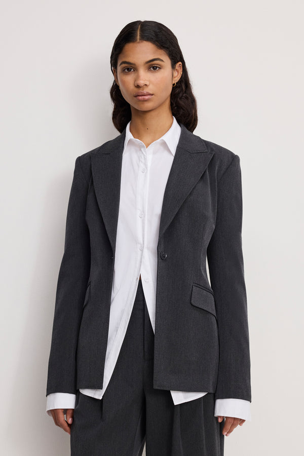 ESSENTIAL SUITING SCULPTED BLAZER | DARK HEATHER GRAY