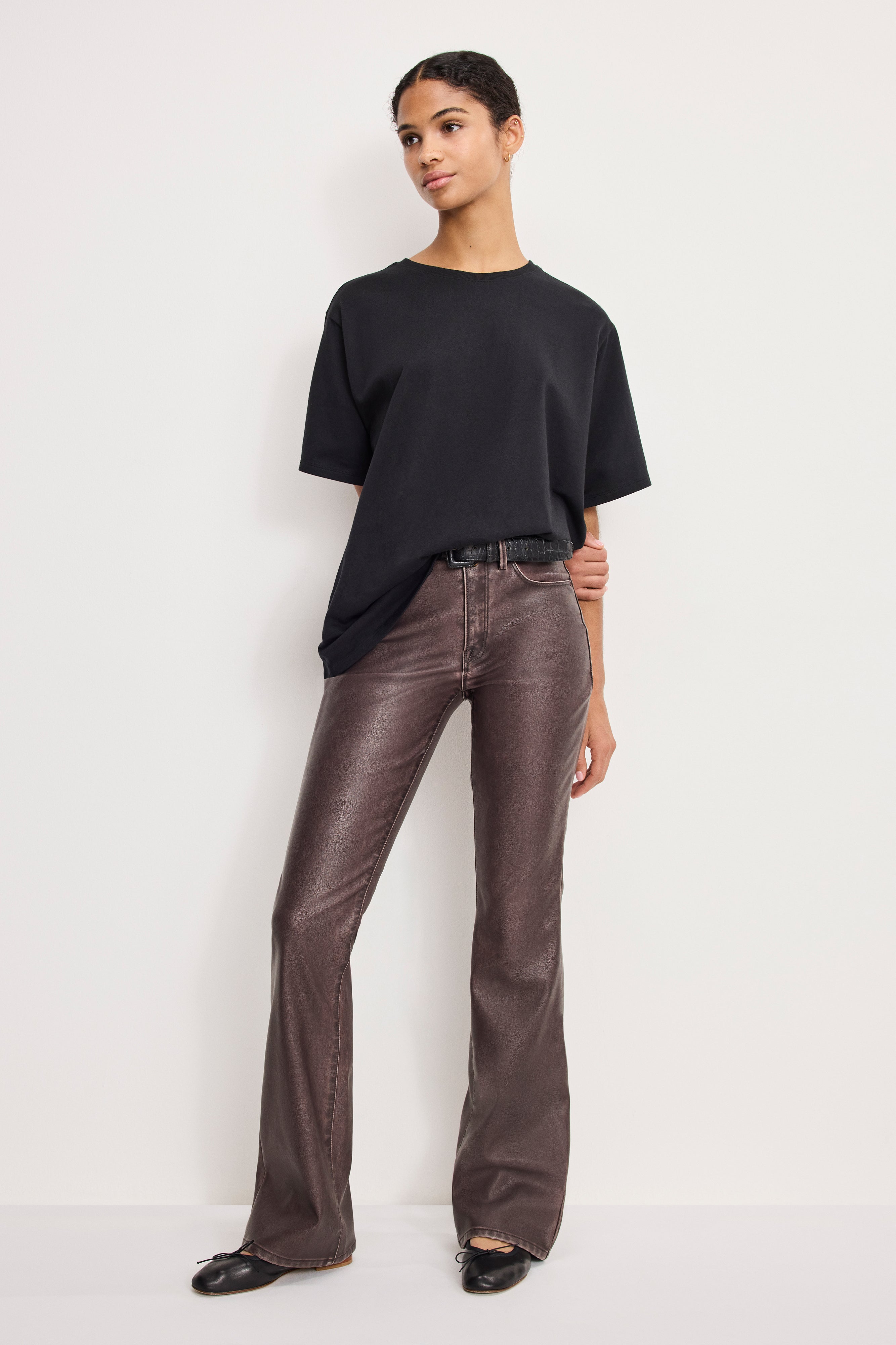 GOOD CLASSIC BOOTCUT FAUX LEATHER PANTS | VAMP001 – GOOD AMERICAN
