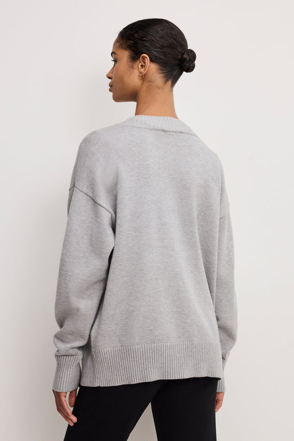 DEEP V KNIT SWEATER | MELANGE GREY