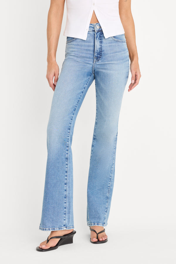 SOFT TECH GOOD CLASSIC BOOTCUT JEANS | INDIGO1019
