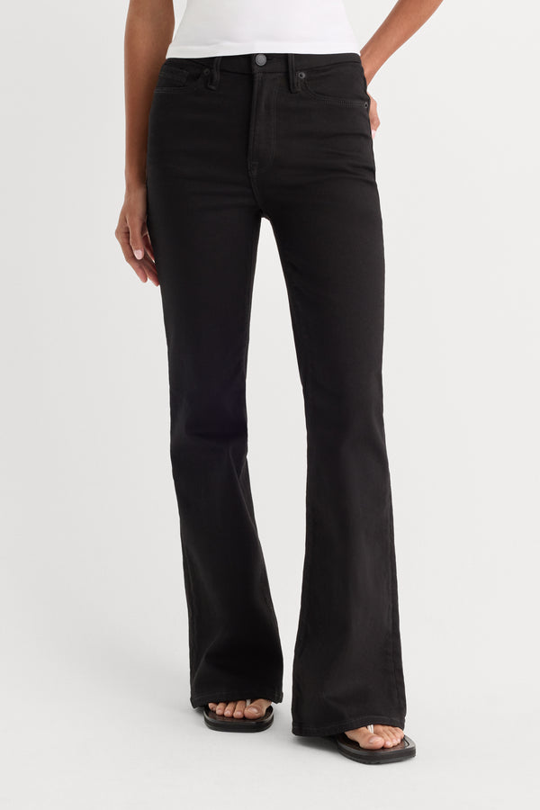 NEVER FADE GOOD PETITE FLARE JEANS | BLACK