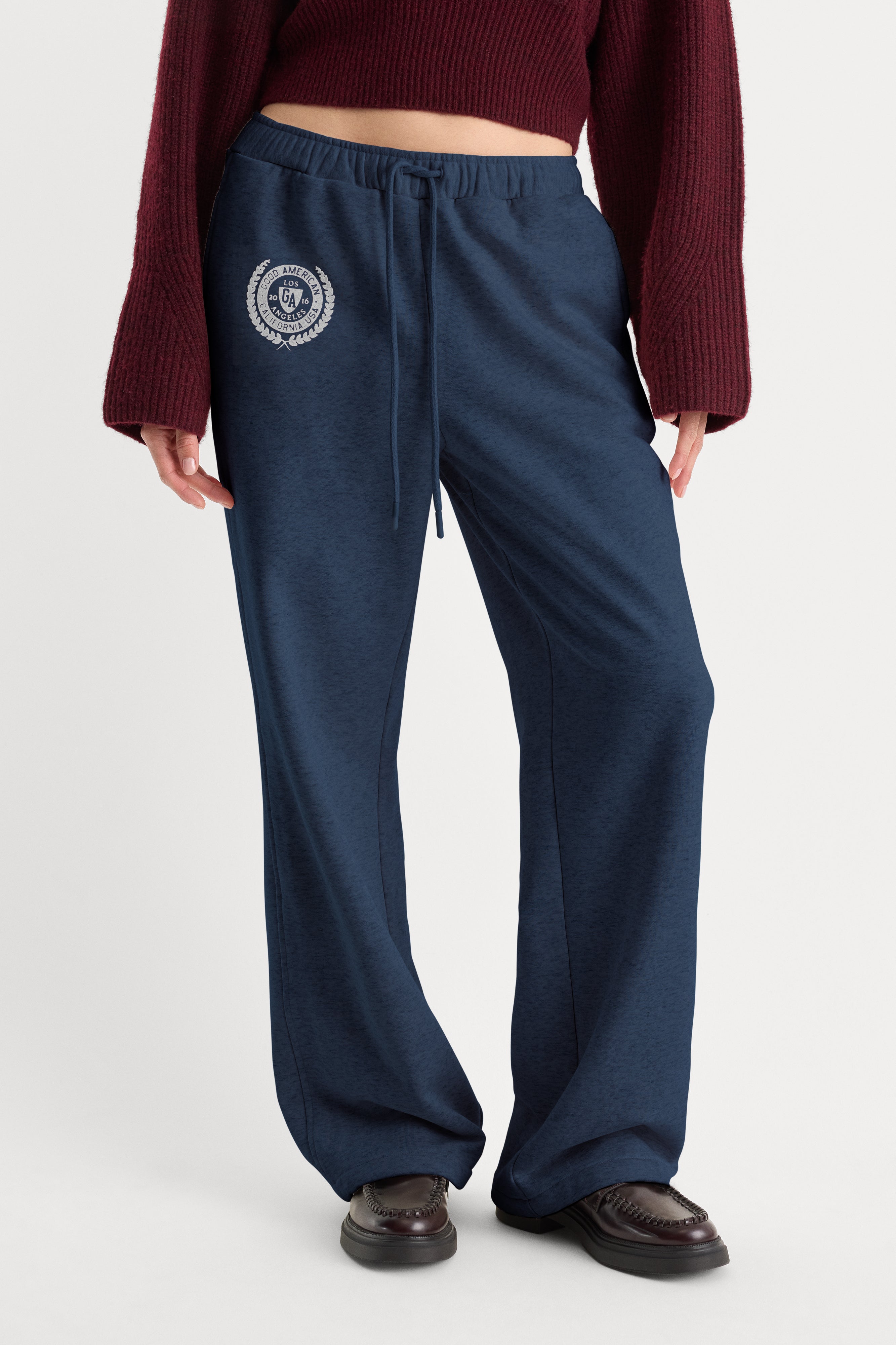 THE BRUSHED FLEECE SWEATPANT | NEW NAVY – GOOD AMERICAN
