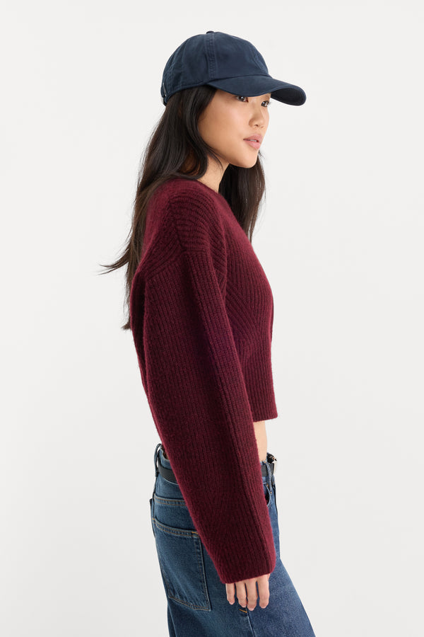 THE CHUNKY KNIT SWEATER | BERRY NOIR