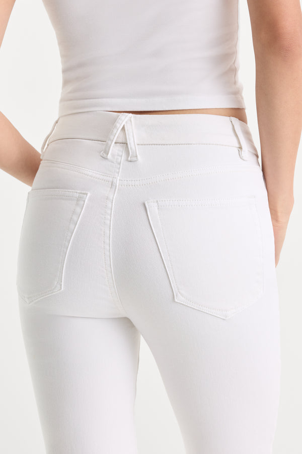 ALWAYS FITS GOOD LEGS STRAIGHT JEANS | WHITE