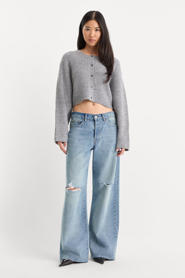 THE CHUNKY KNIT CARDIGAN | HEATHER GREY
