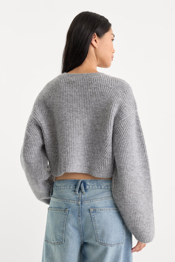 THE CHUNKY KNIT CARDIGAN | HEATHER GREY