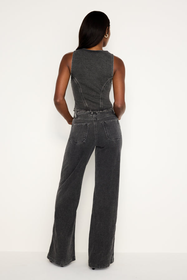 model: Size 0 |