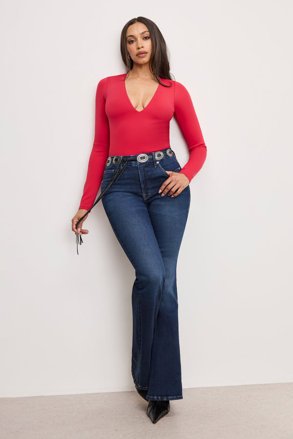 model: Size 8 |