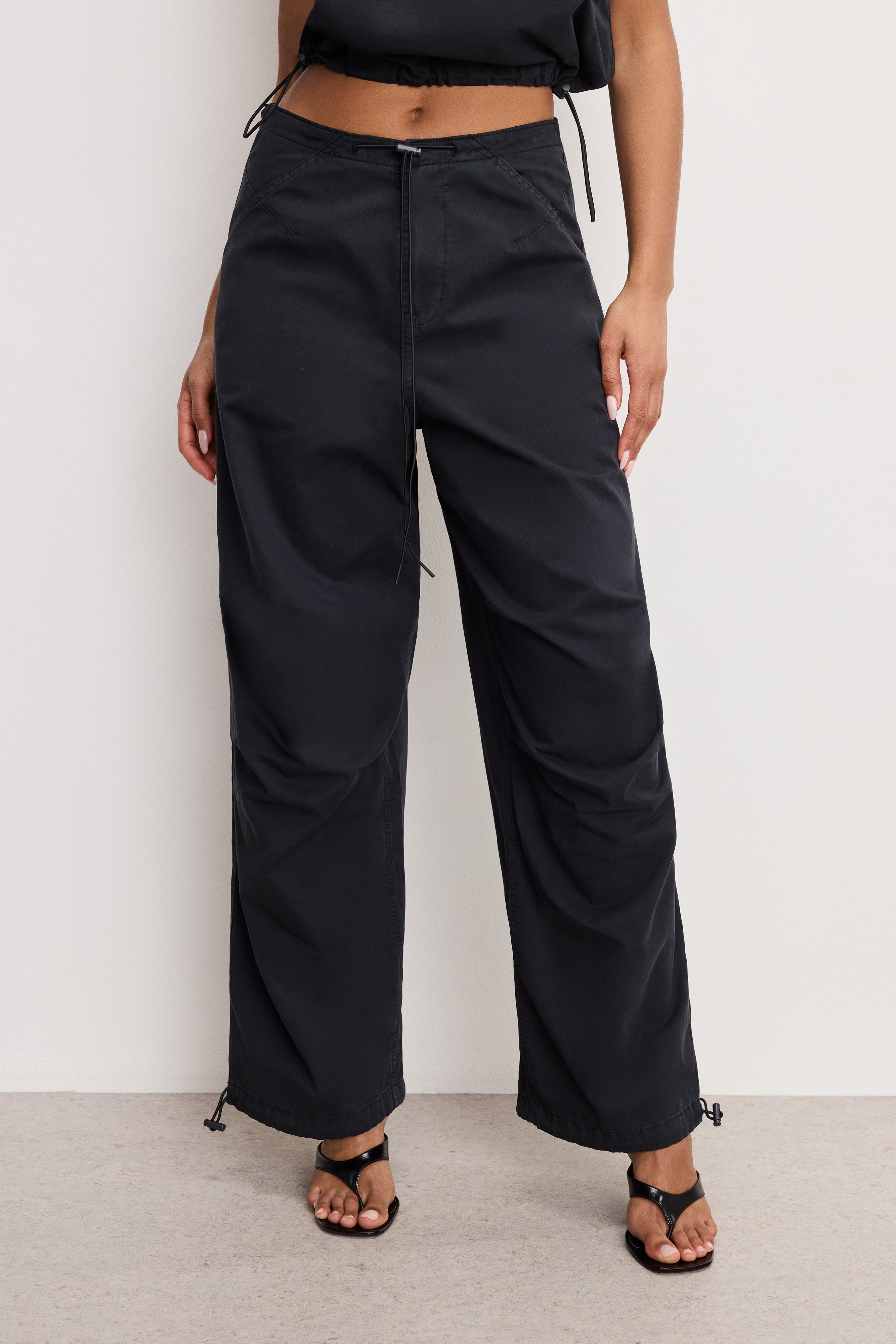 TWILL PARACHUTE PANTS | BLACK001 – GOOD AMERICAN