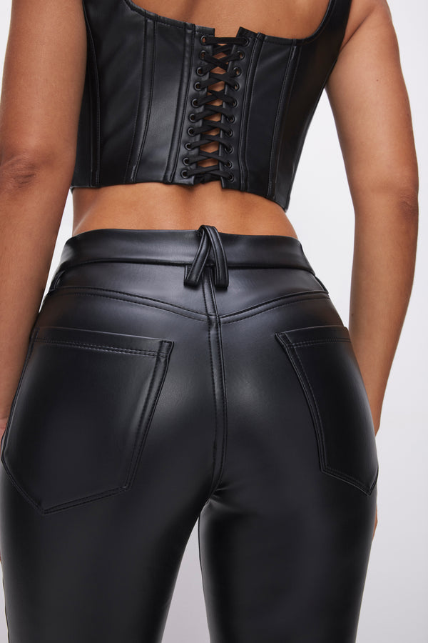 model: Size 0 |