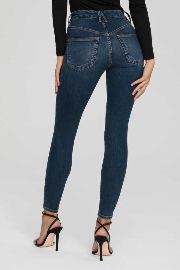 model: Size 0 |