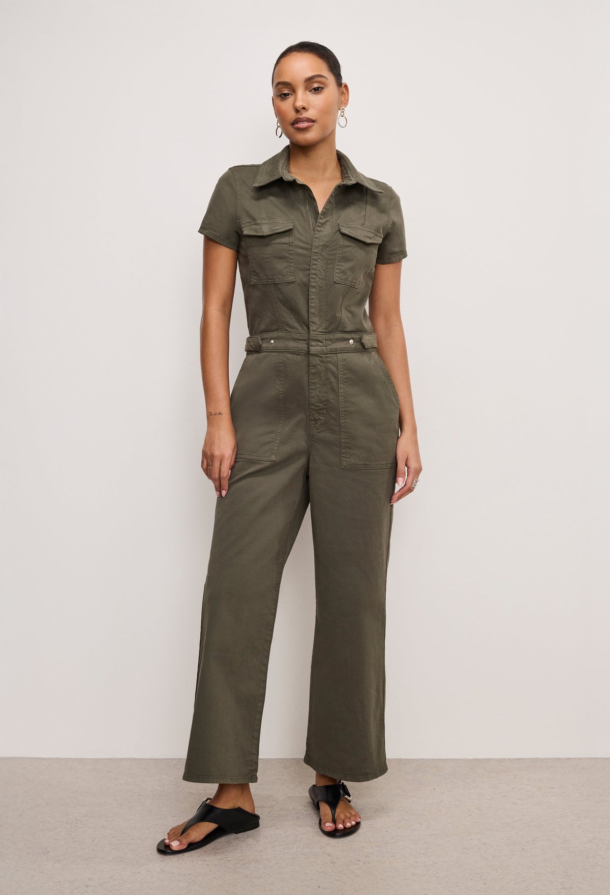 FIT FOR SUCCESS TWILL PALAZZO CROPPED JUMPSUIT | FATIGUE001-1 | GOOD AMERICAN | MODEL_A