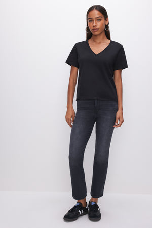 COTTON CLASSIC V-NECK TEE | BLACK001