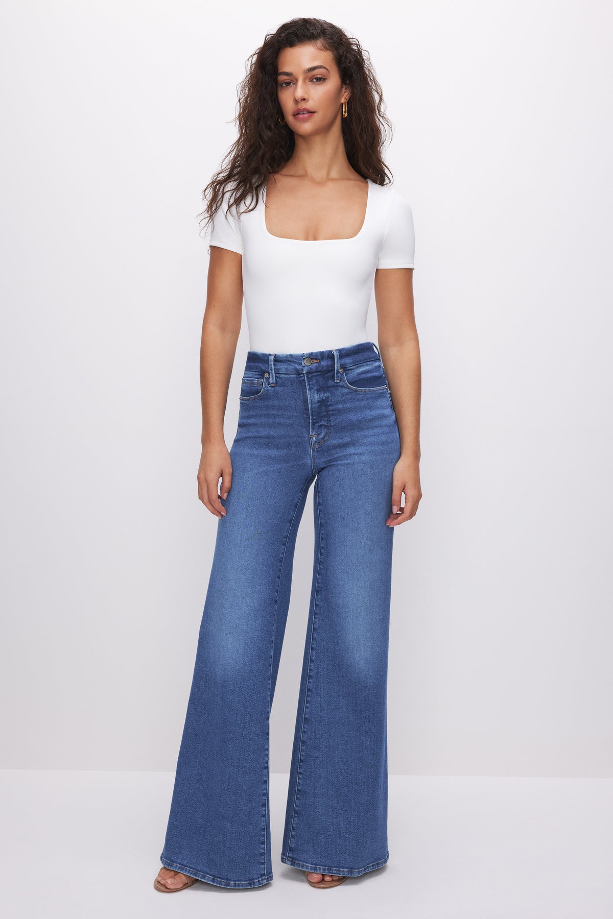 SCULPTING SQUARE NECK BODYSUIT | WHITE001-5 | GOOD AMERICAN | MODEL_A