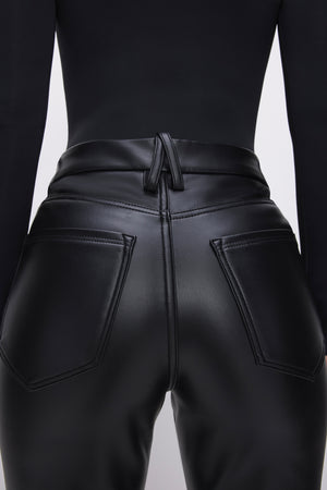 model: Size 0 |