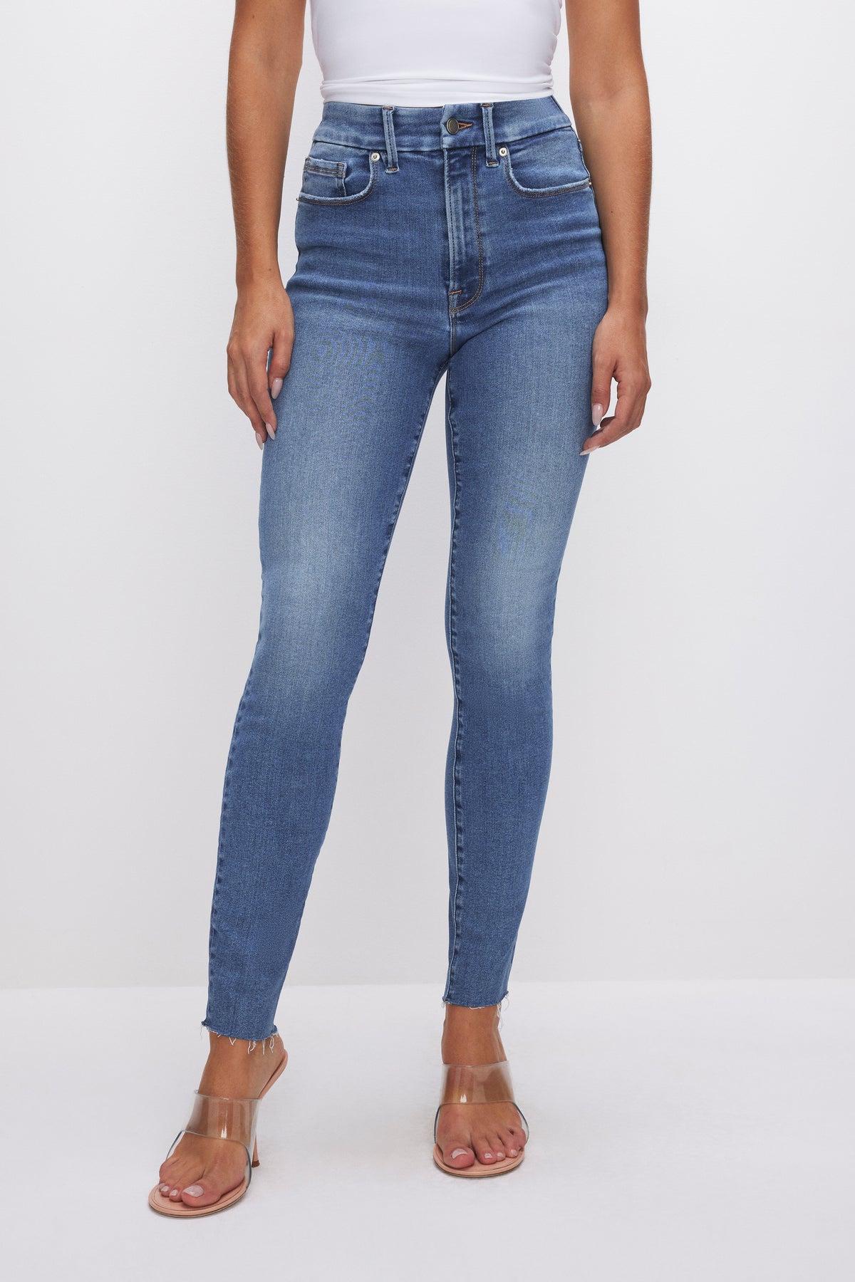 ALWAYS FITS GOOD WAIST SKINNY JEANS | INDIGO324-2 | GOOD AMERICAN | MODEL_A