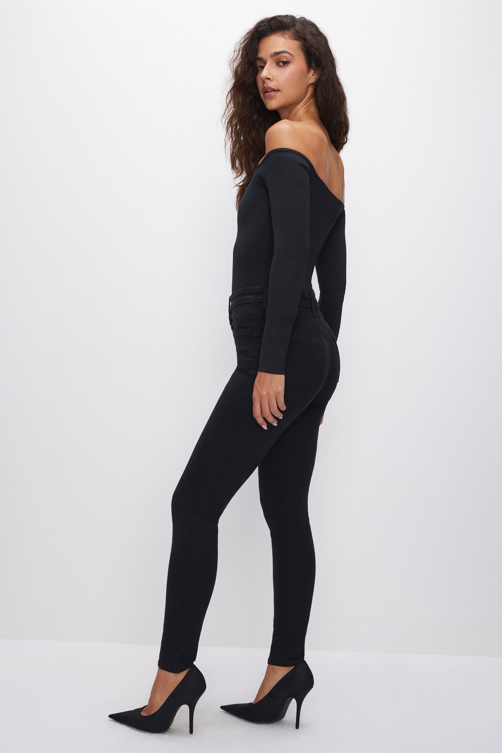 model: Size 0 |