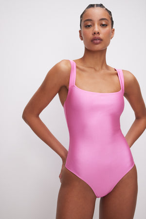model: Size 0 |