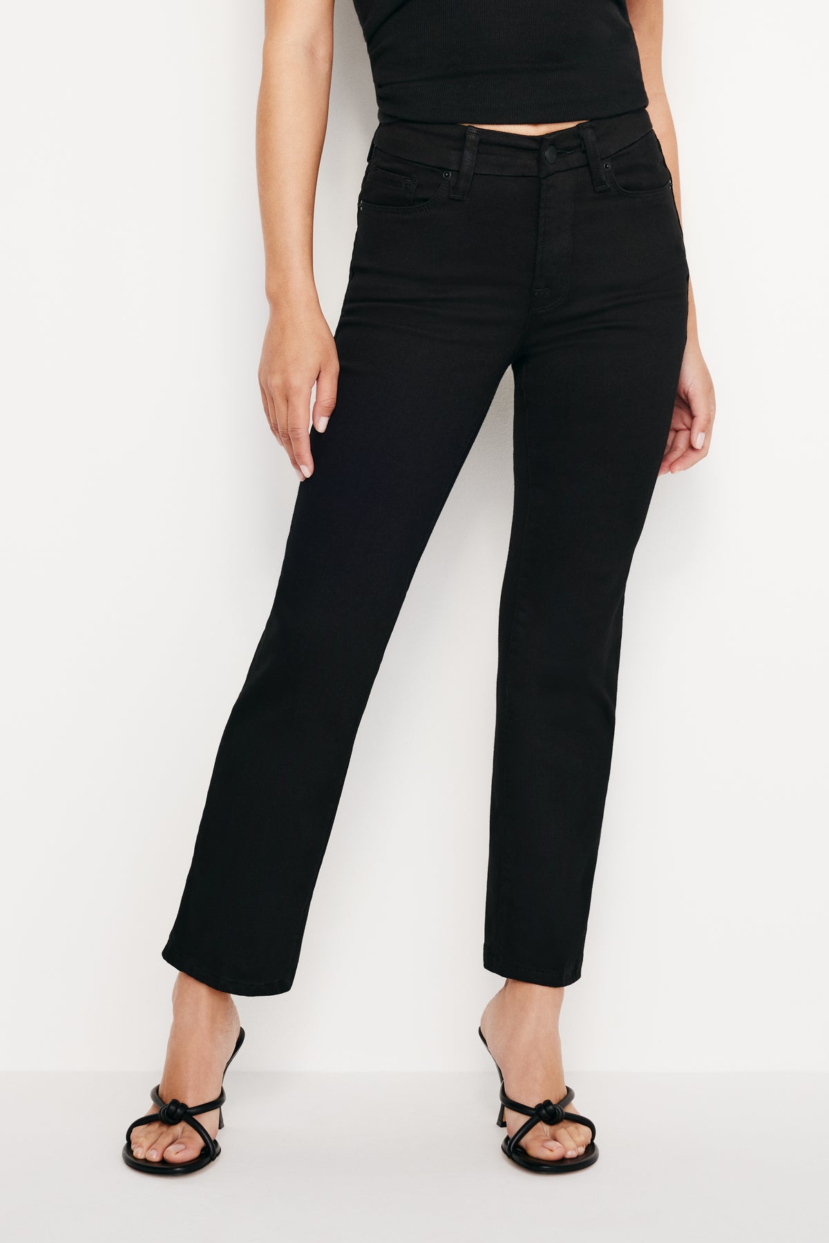 NEVER FADES GOOD PETITE STRAIGHT JEANS | BLACK