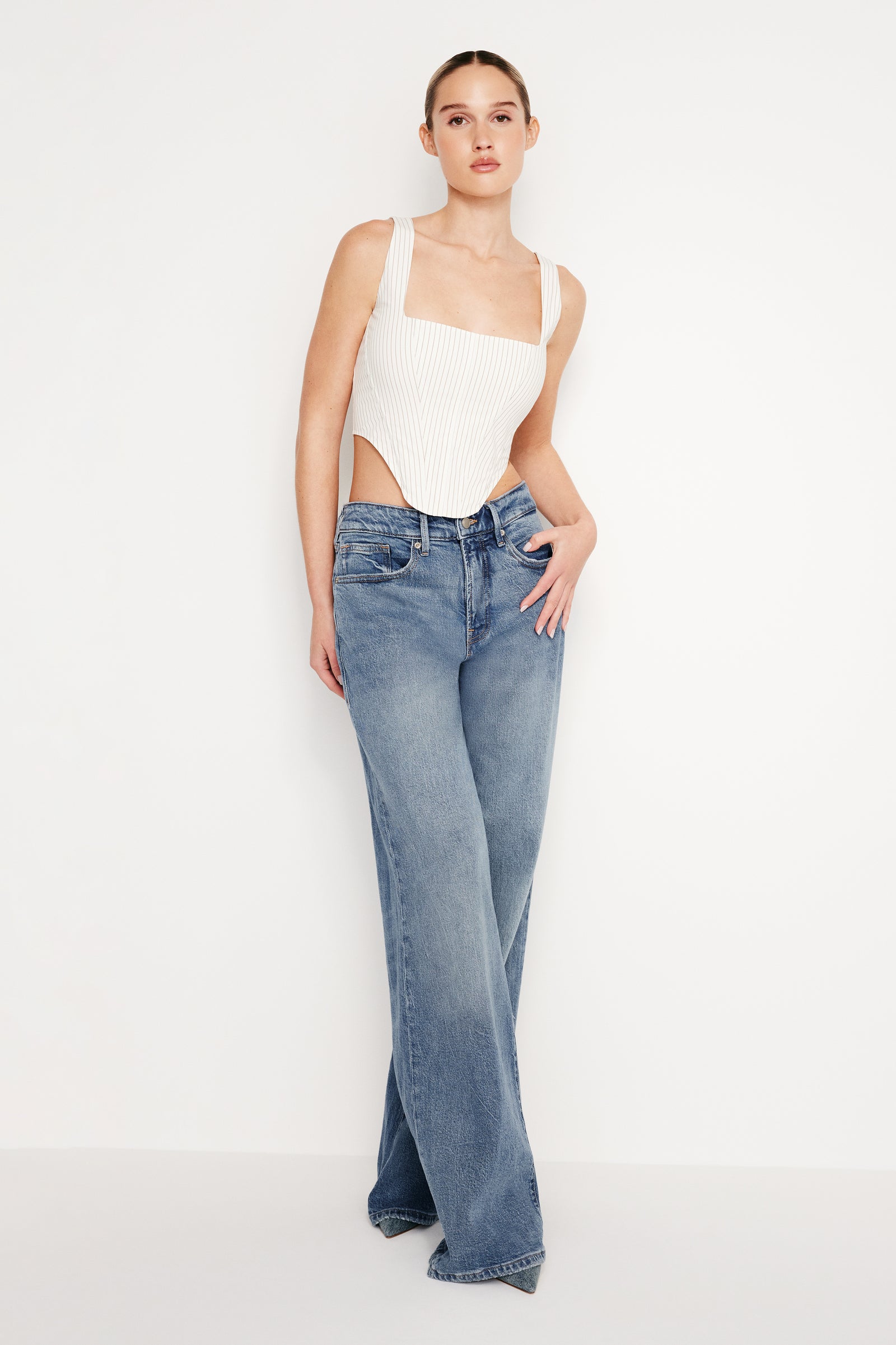 model: Size 0 |