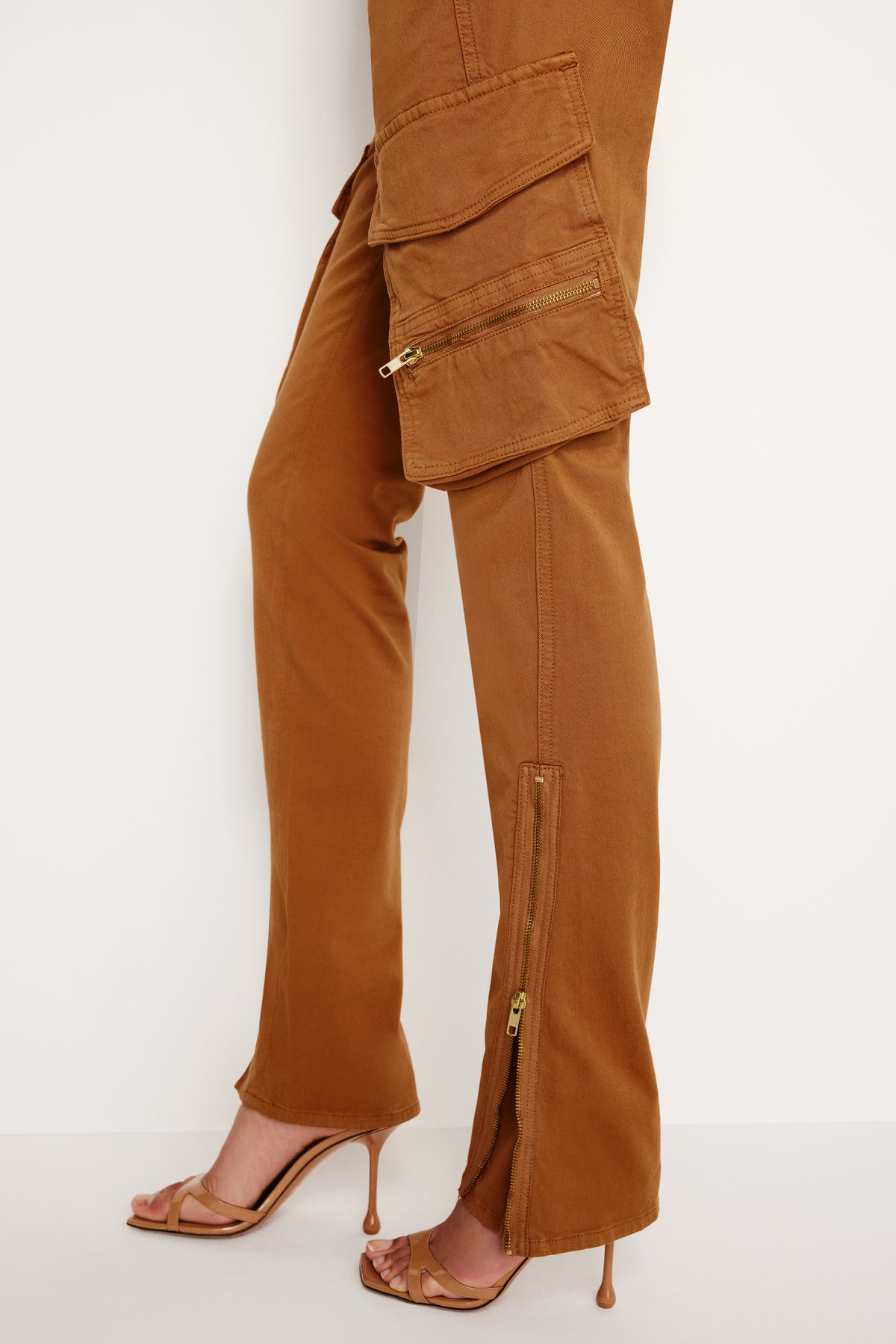 model: Size 0 |