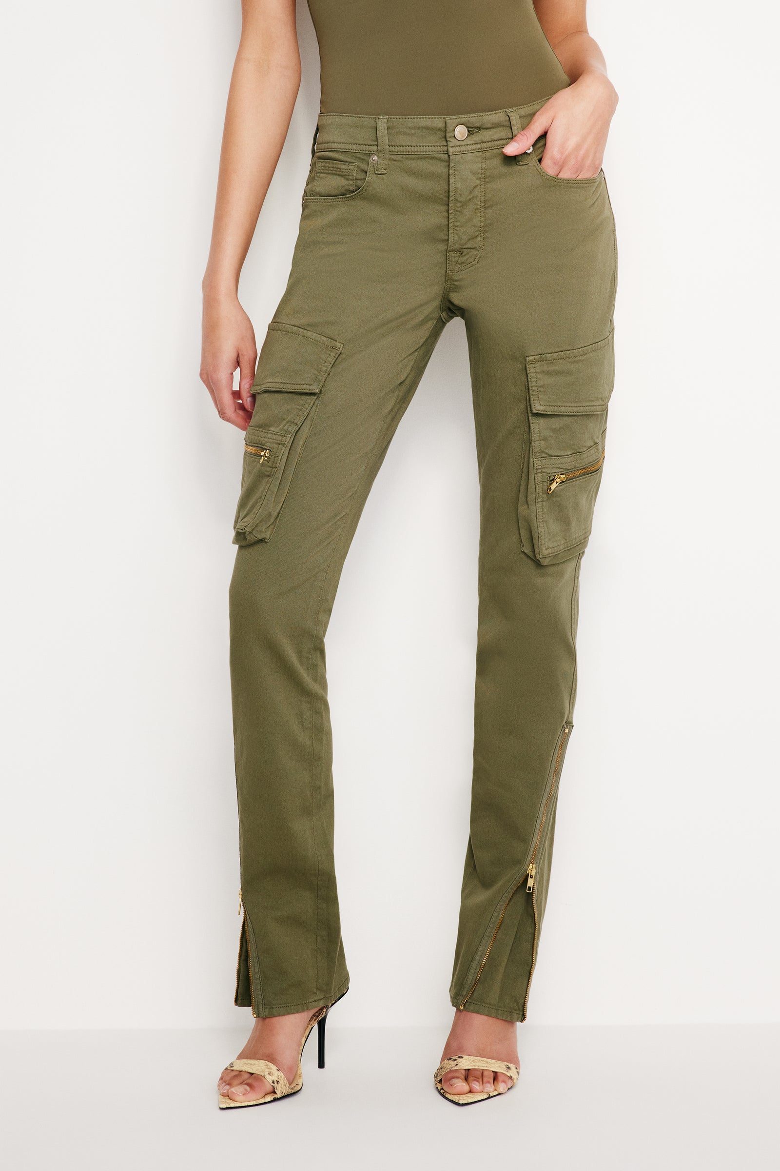 model: Size 0 |