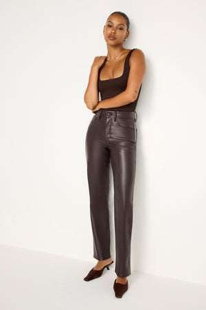 model: Size 0 |