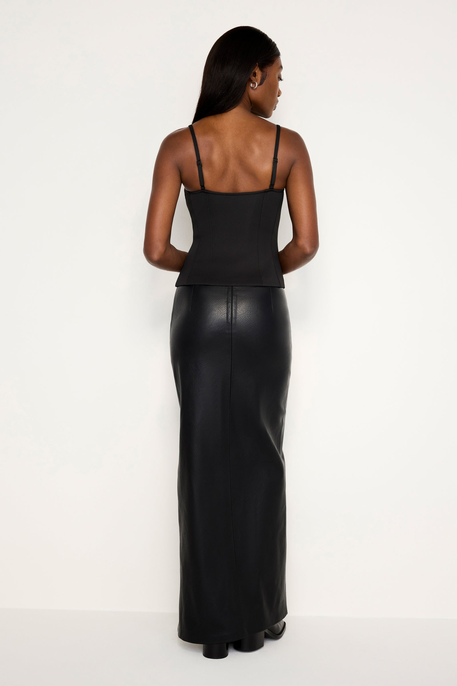 model: Size 0 |