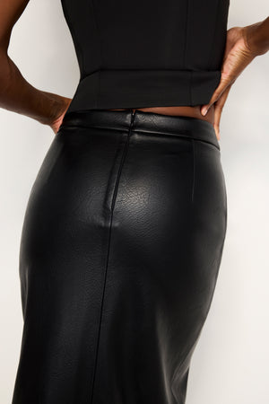 model: Size 0 |