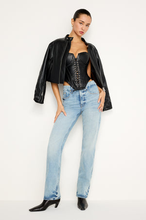 model: Size 0 |