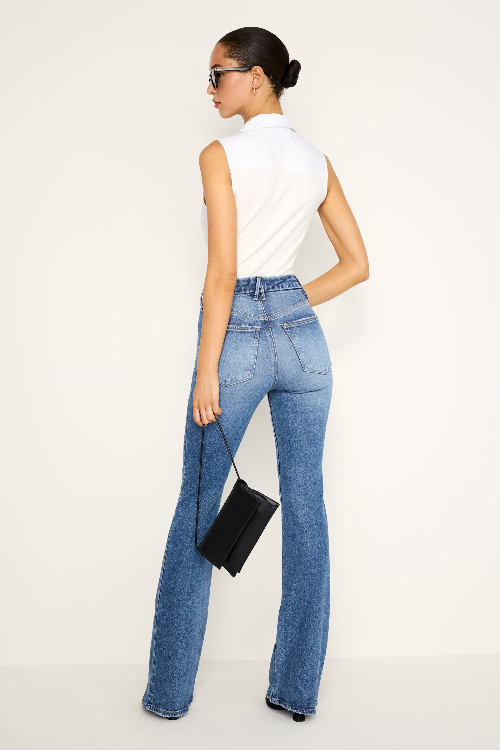 GOOD PETITE BOOTCUT JEANS | INDIGO627