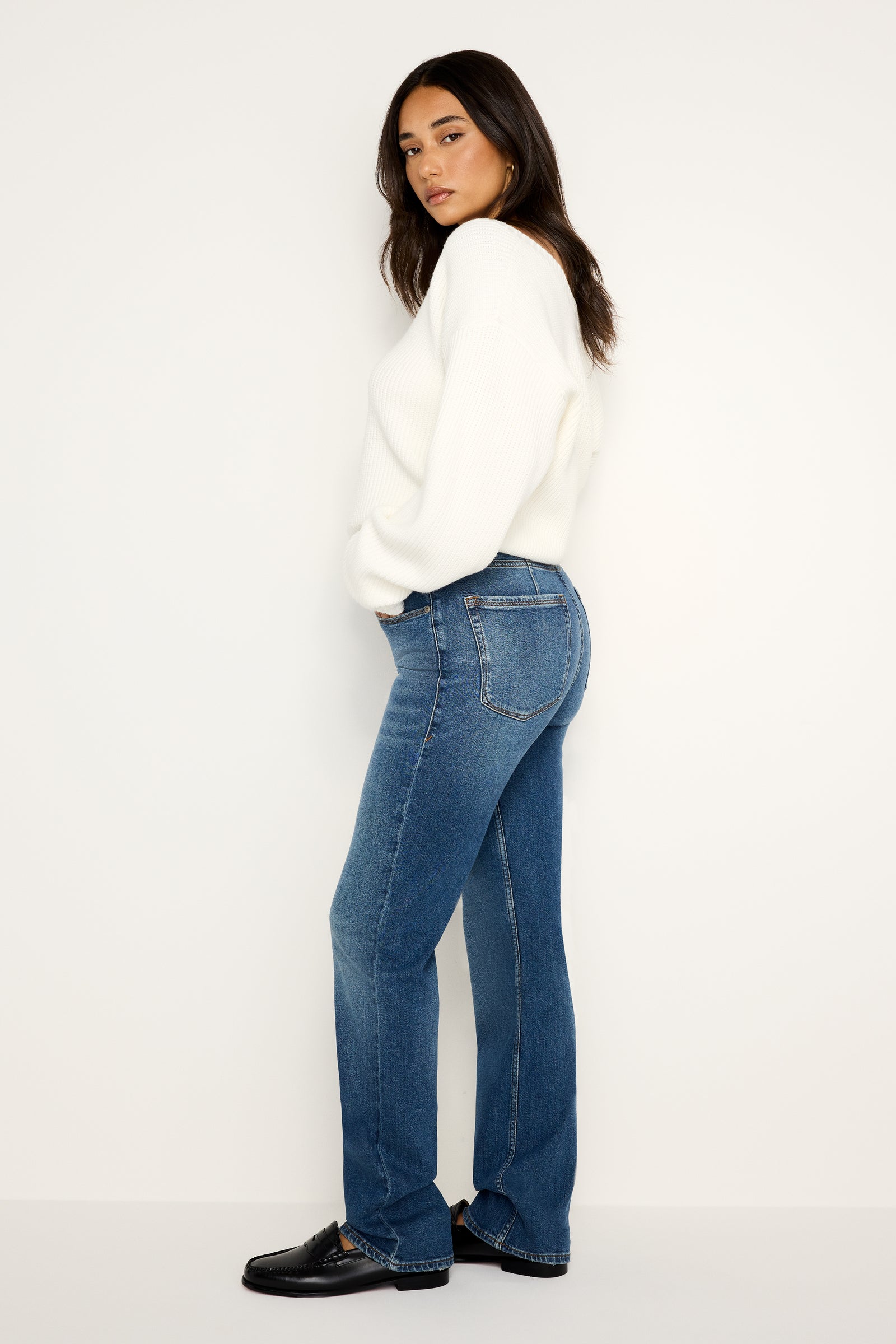 model: Size 8 |
