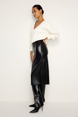 model: Size 0 |