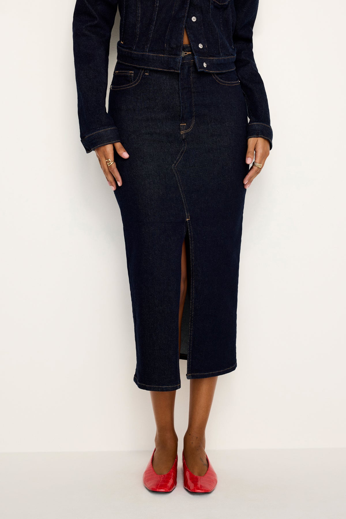model: Size 0 |