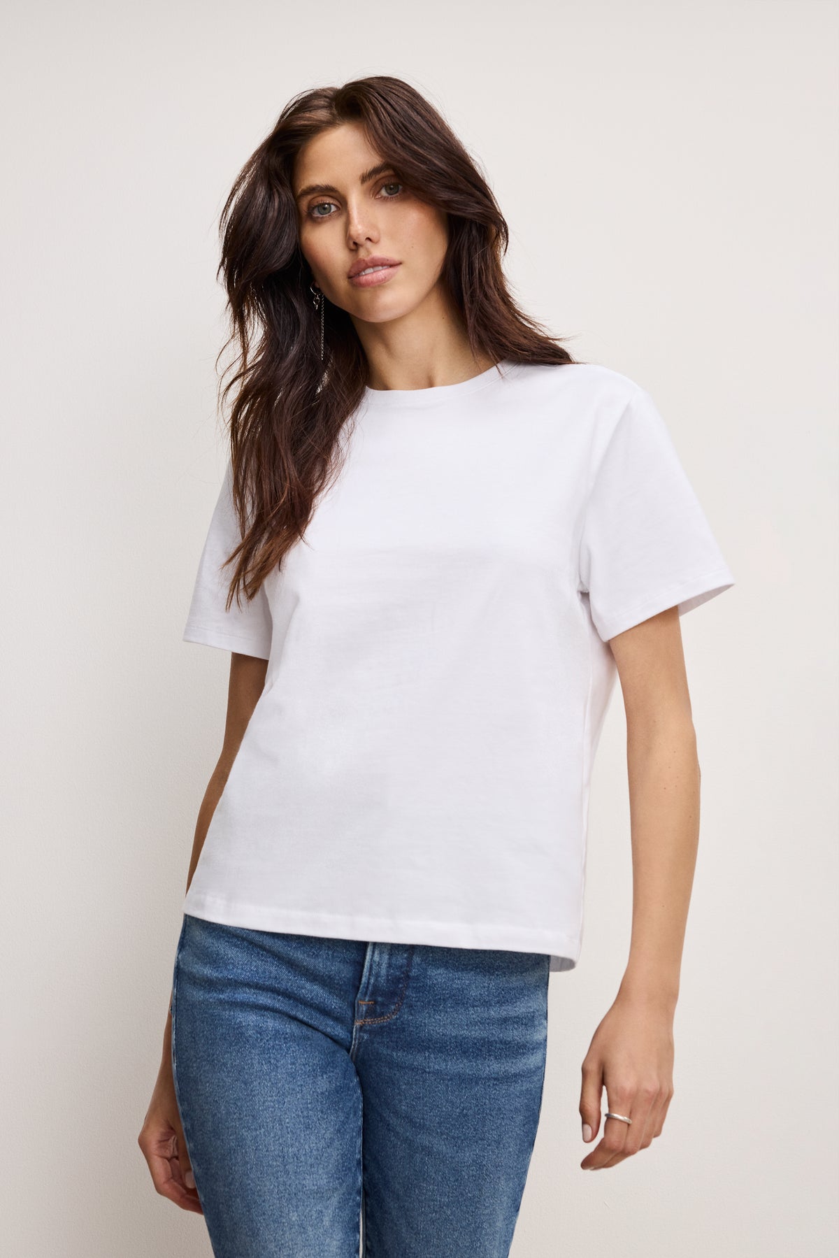COTTON CLASSIC TEE | WHITE001-4 | GOOD AMERICAN | MODEL_A