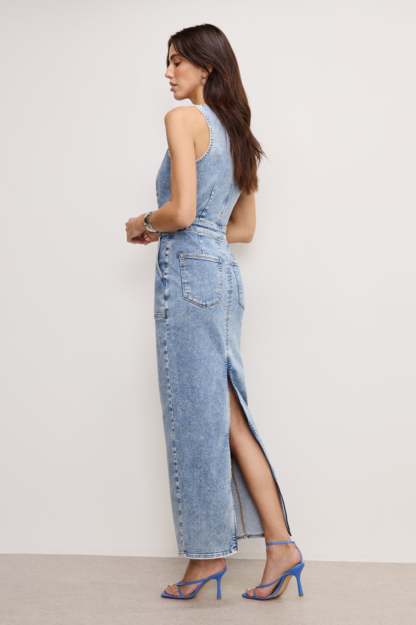 model: Size 0 |