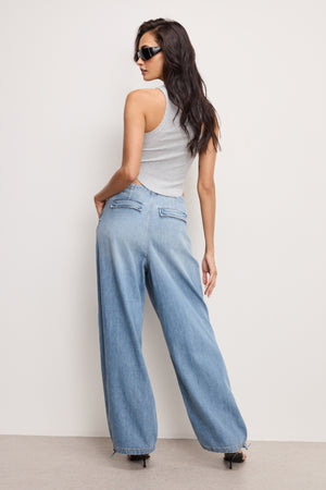 model: Size 0 | 