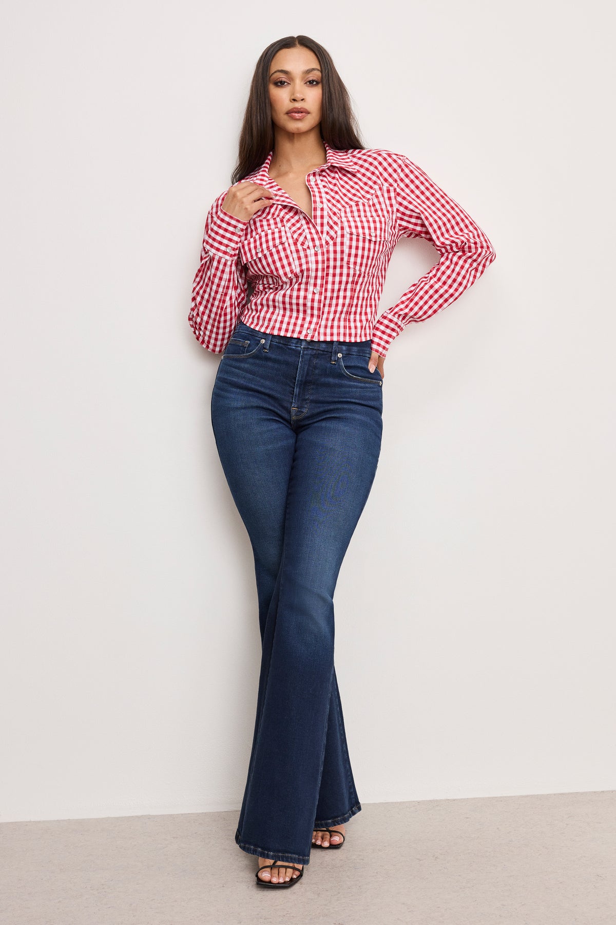 model: Size 8 | 
