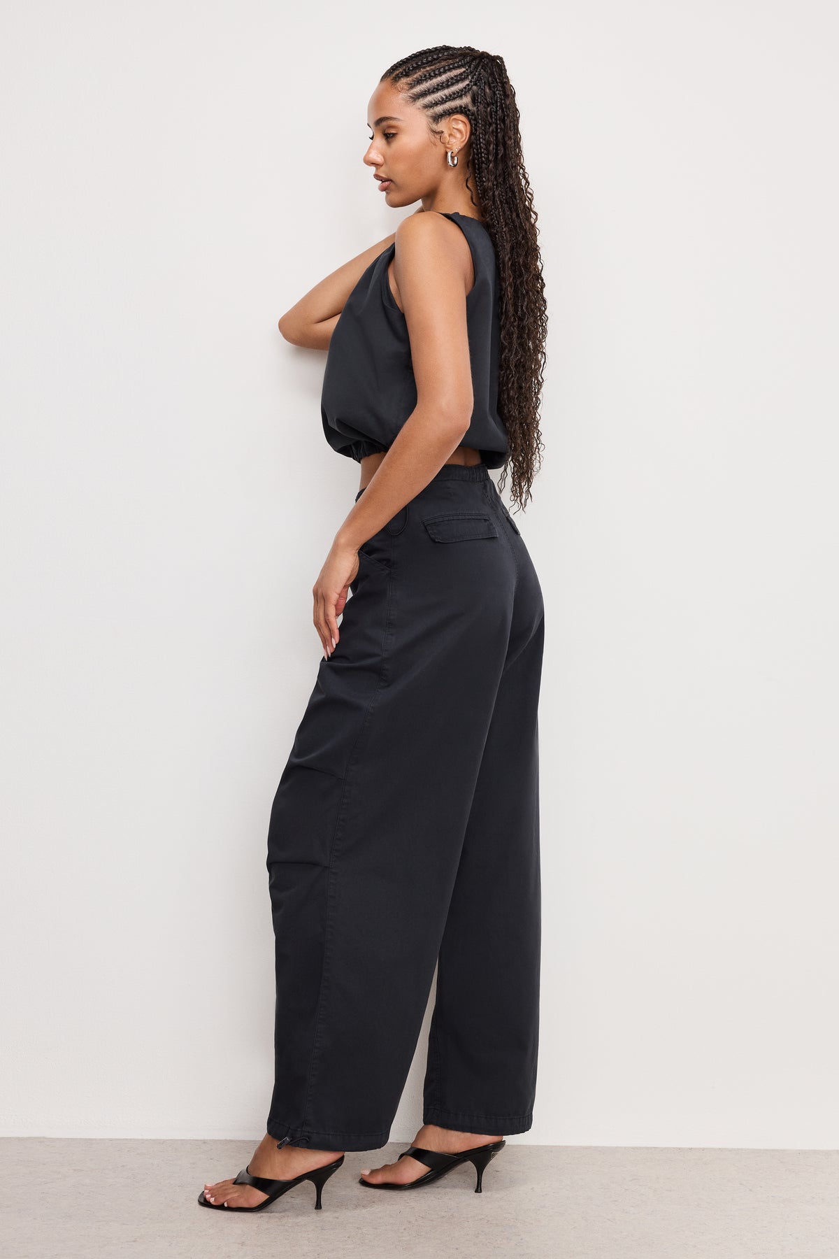TWILL PARACHUTE PANTS | BLACK001-4 | GOOD AMERICAN | MODEL_A