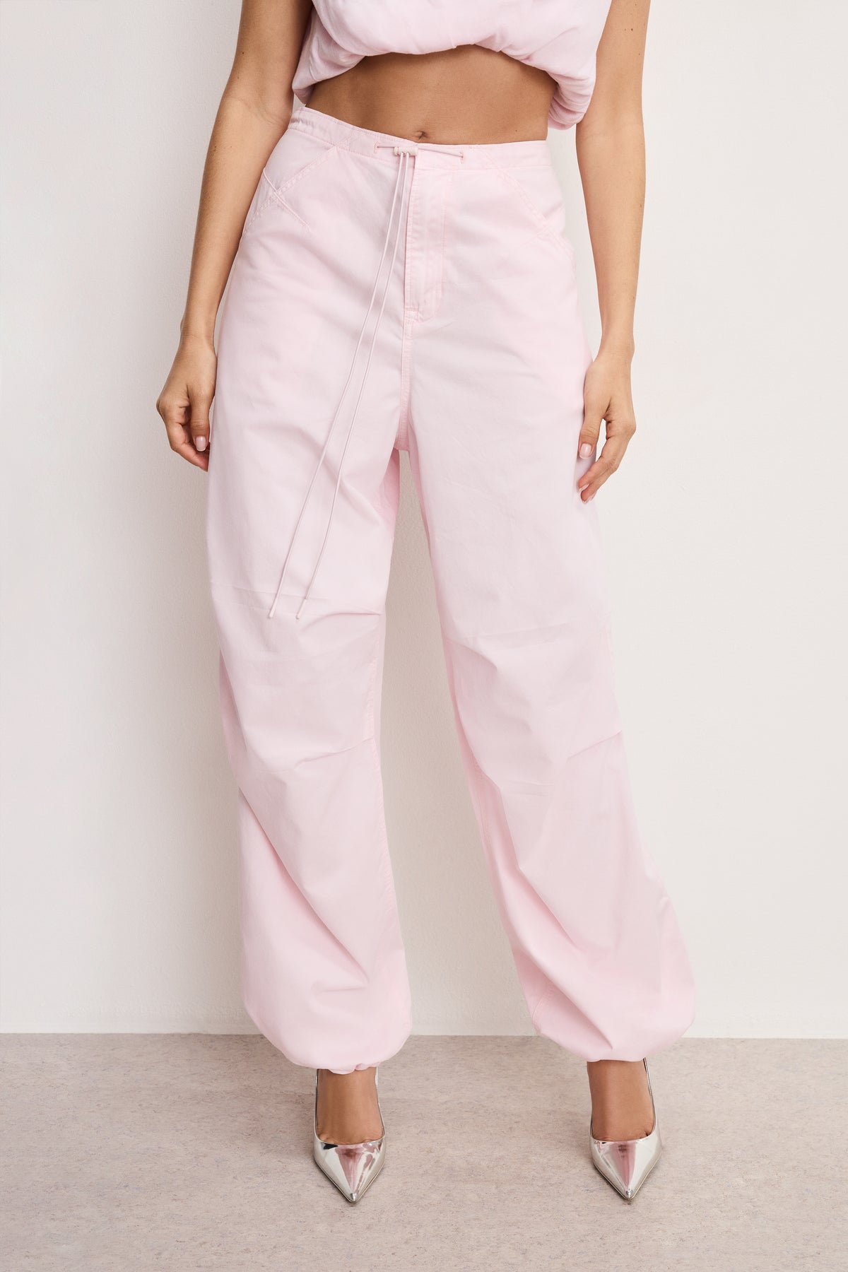 TWILL PARACHUTE PANTS | BUBBLEGUM005-1 | GOOD AMERICAN | MODEL_A