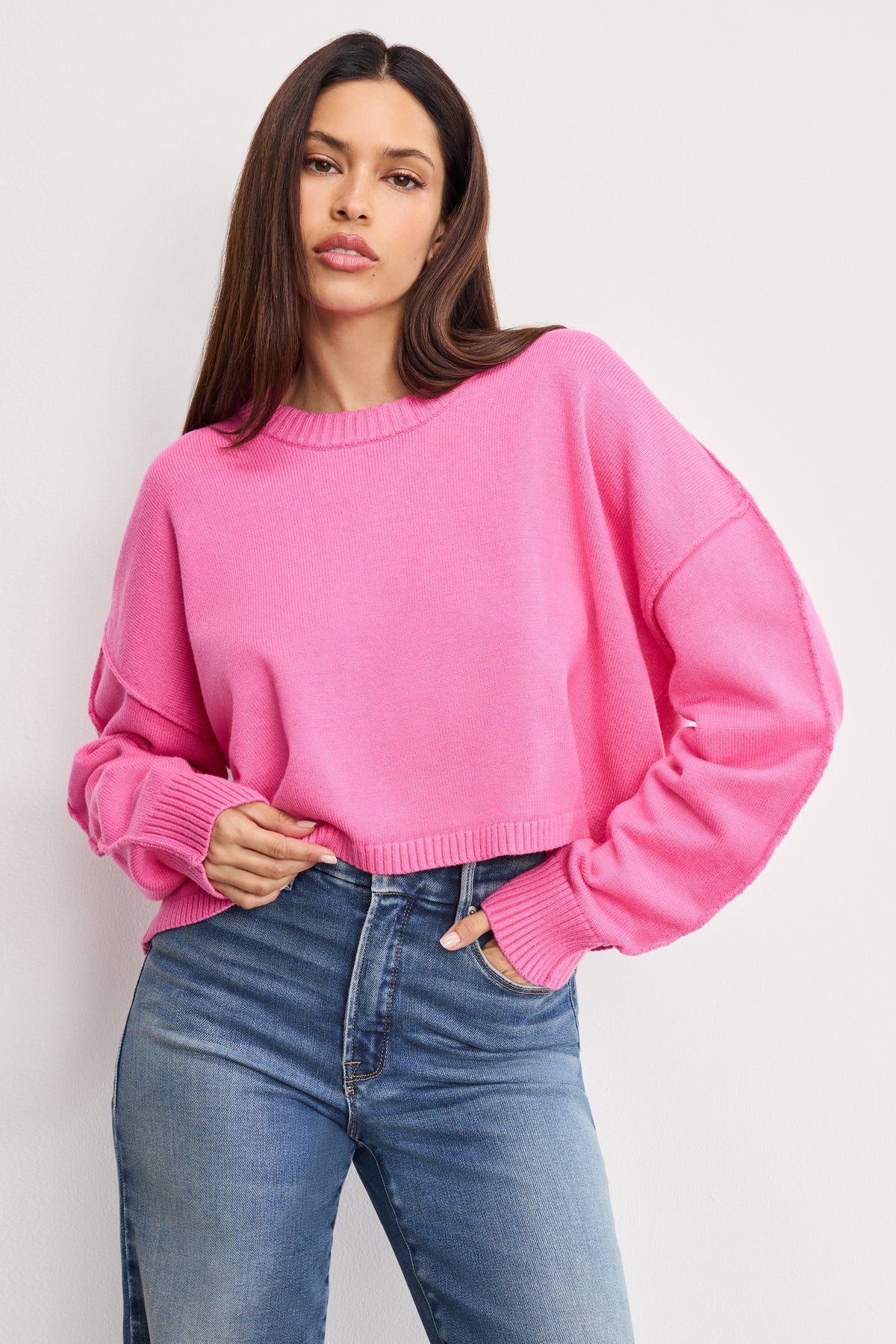 COZY KNIT CREW NECK | BOUQUET001-1 | GOOD AMERICAN | MODEL_A