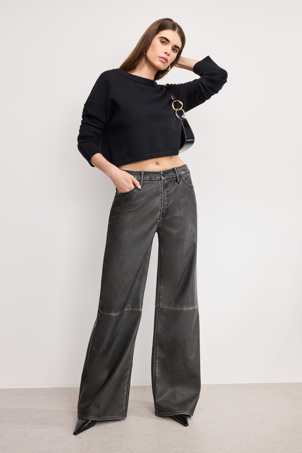 COZY KNIT CREW NECK | BLACK-1 | GOOD AMERICAN | MODEL_A