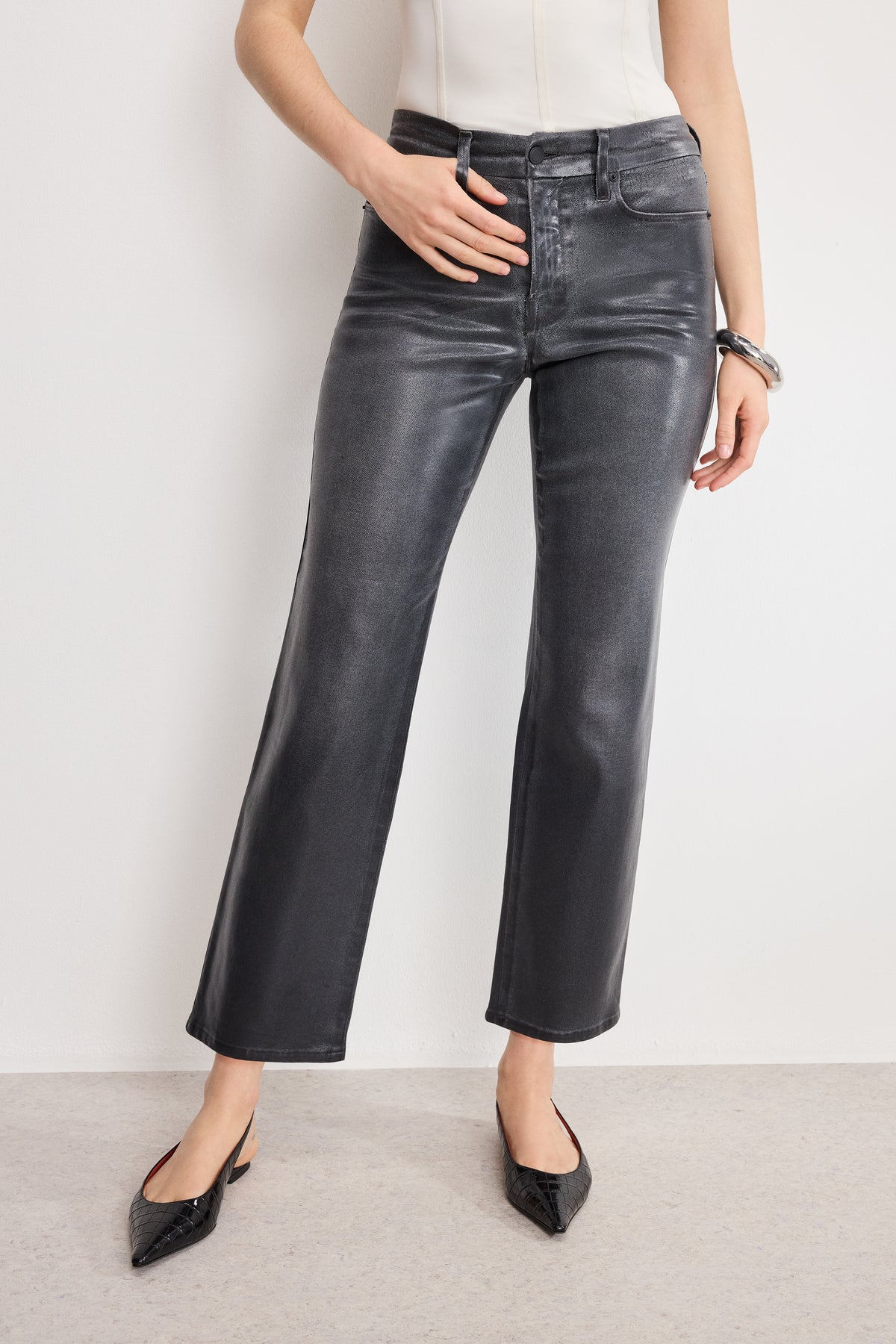 SOFT TECH GOOD LEGS STRAIGHT COATED JEANS | BLACK402