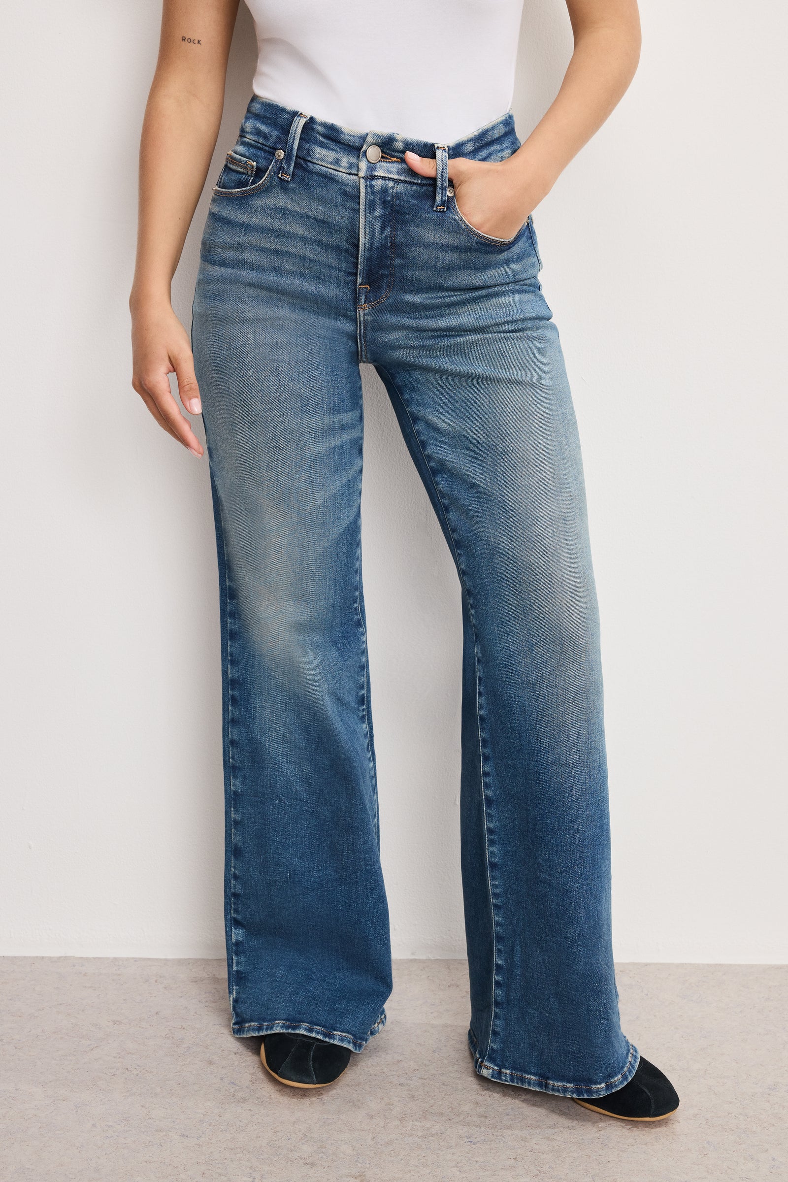 SOFT TECH GOOD PETITE PALAZZO JEANS | INDIGO986