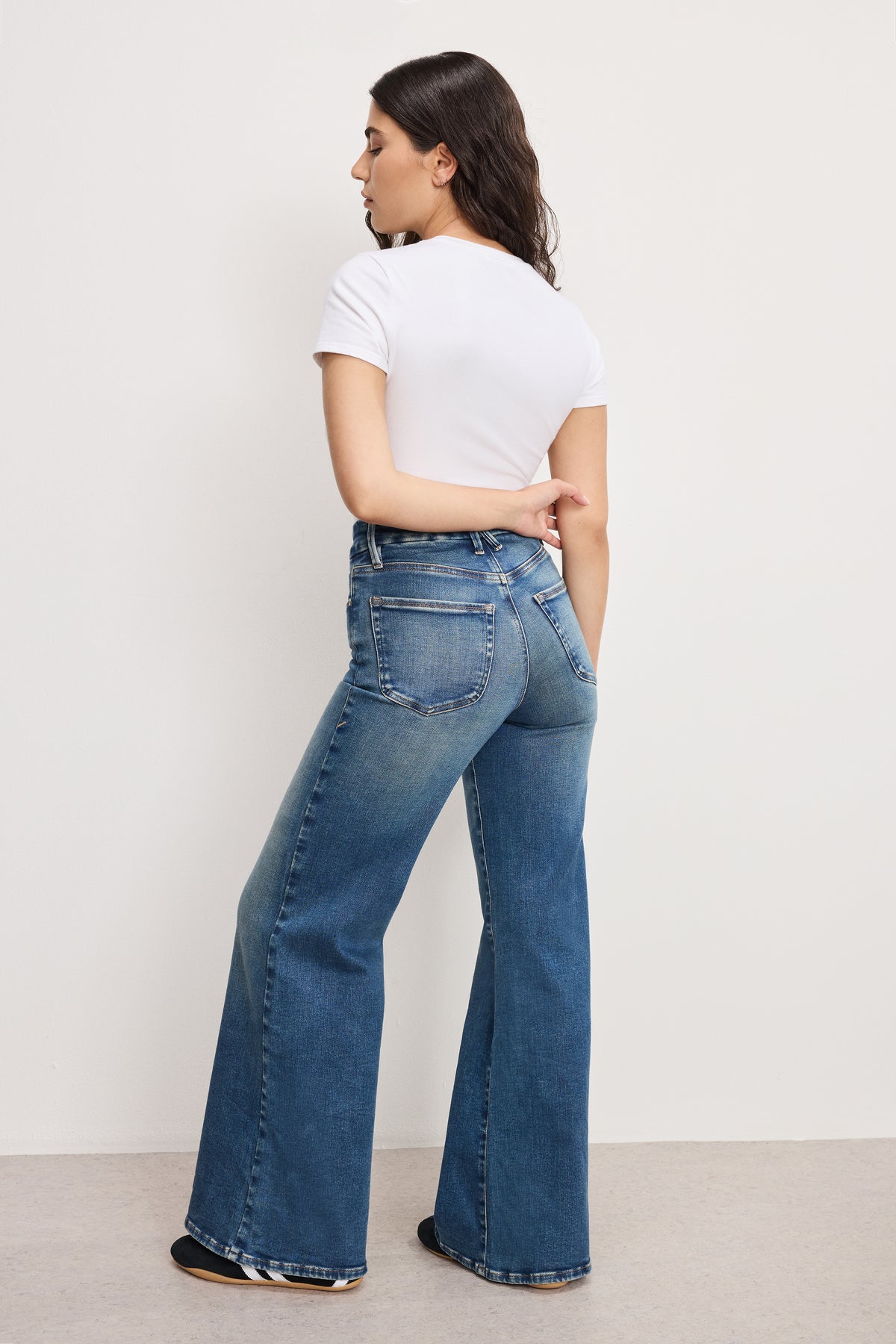 SOFT TECH GOOD PETITE PALAZZO JEANS | INDIGO986