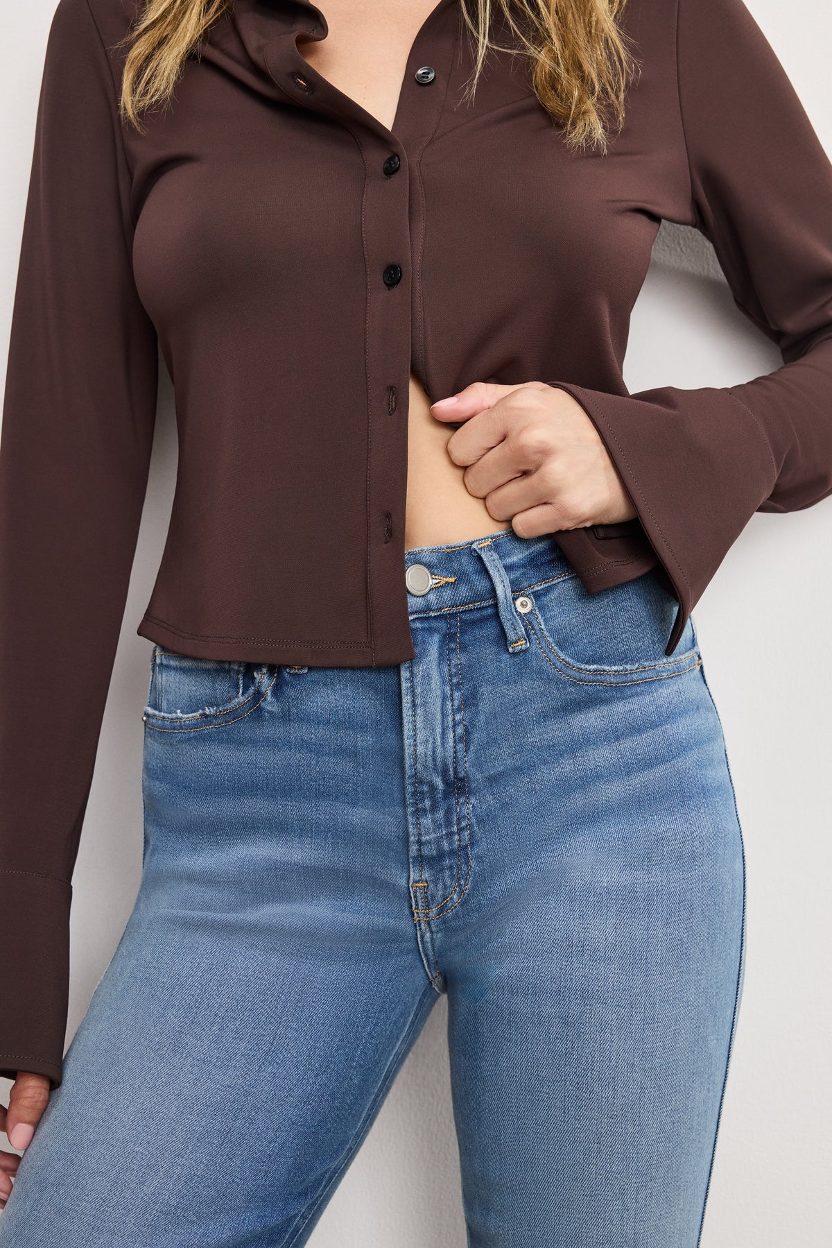 SOFT TECH GOOD KICK FLARE JEANS | INDIGO1026-3 | GOOD AMERICAN | MODEL_A